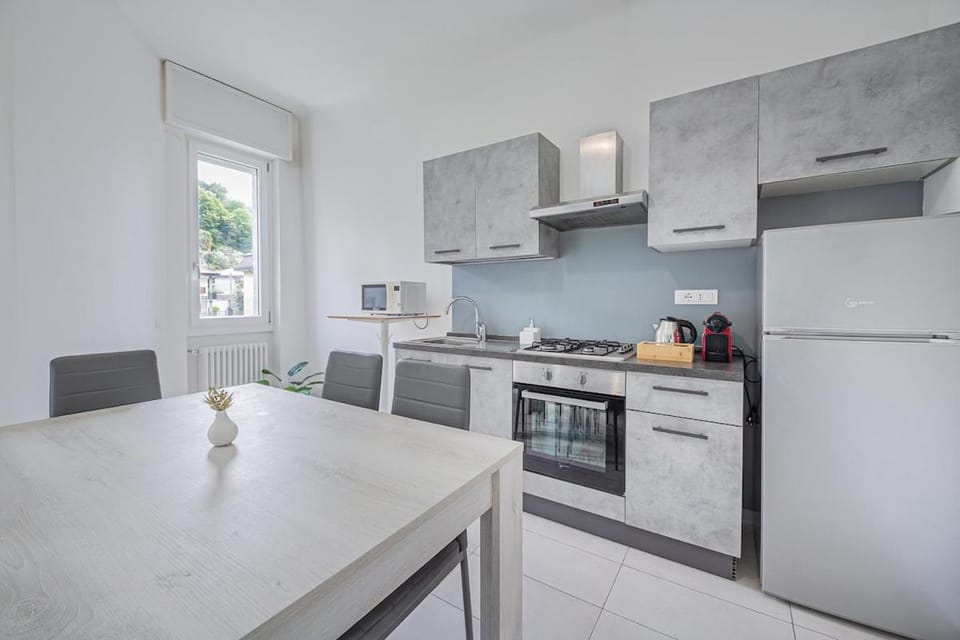 Green Garden Como - Free Parking Apartment in Como