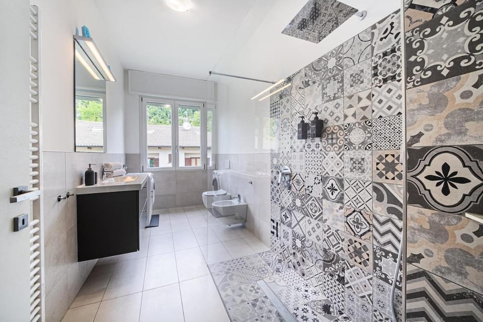 Green Garden Como - Free Parking Apartment in Como