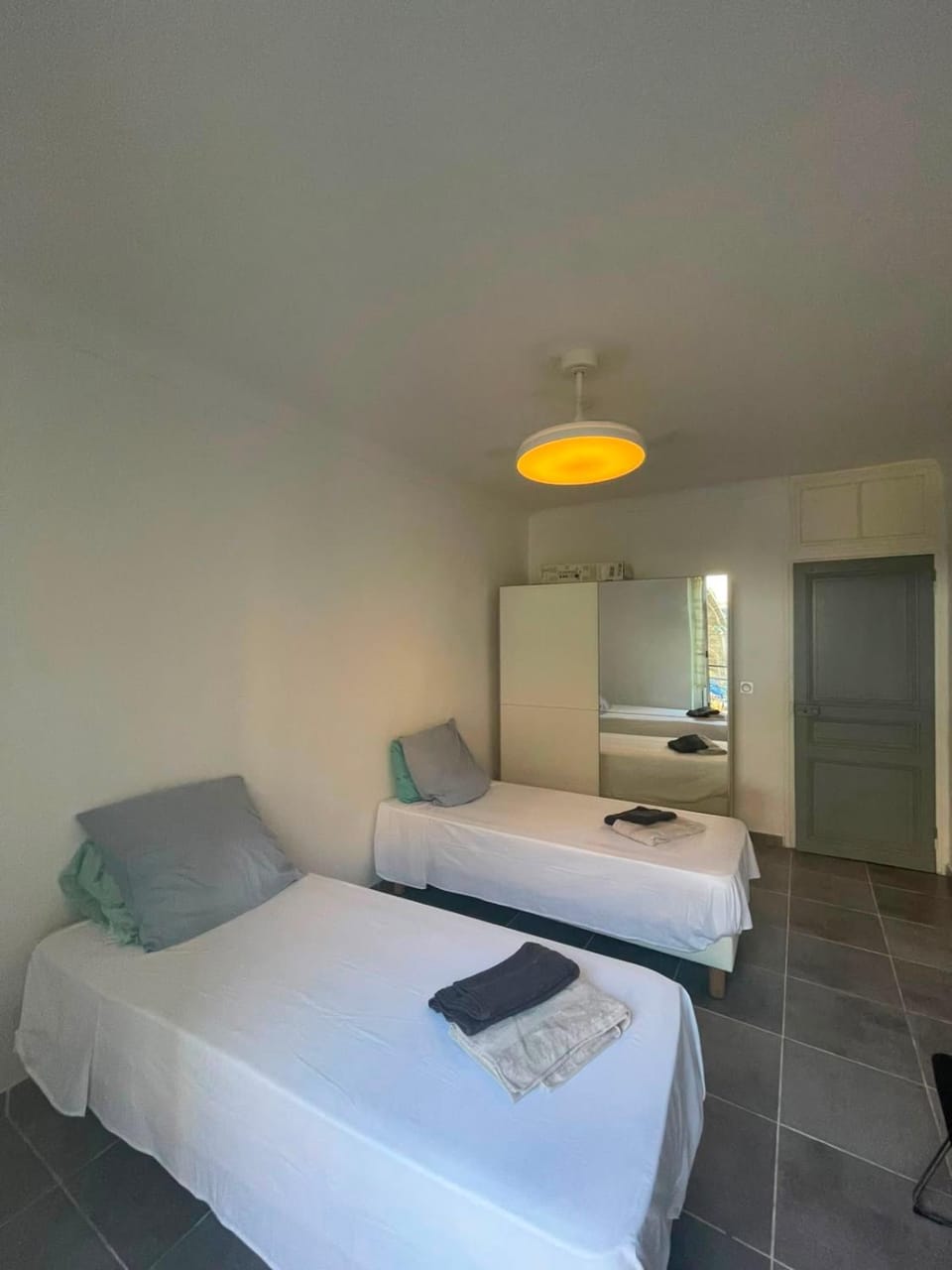 Appartement proche gare Apartment in Nice