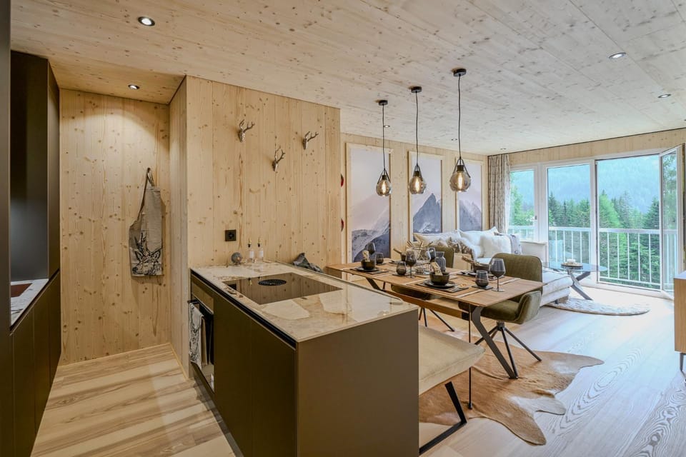Living room, Dining area, kitchen