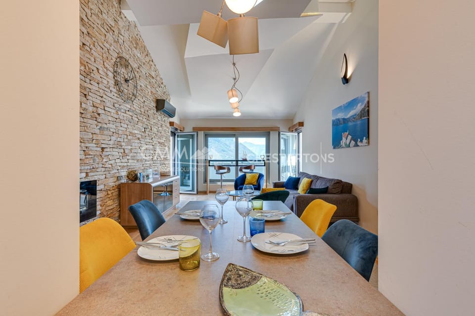 Sunset Horizon Apartment in Dobrota Apartment in Dobrota