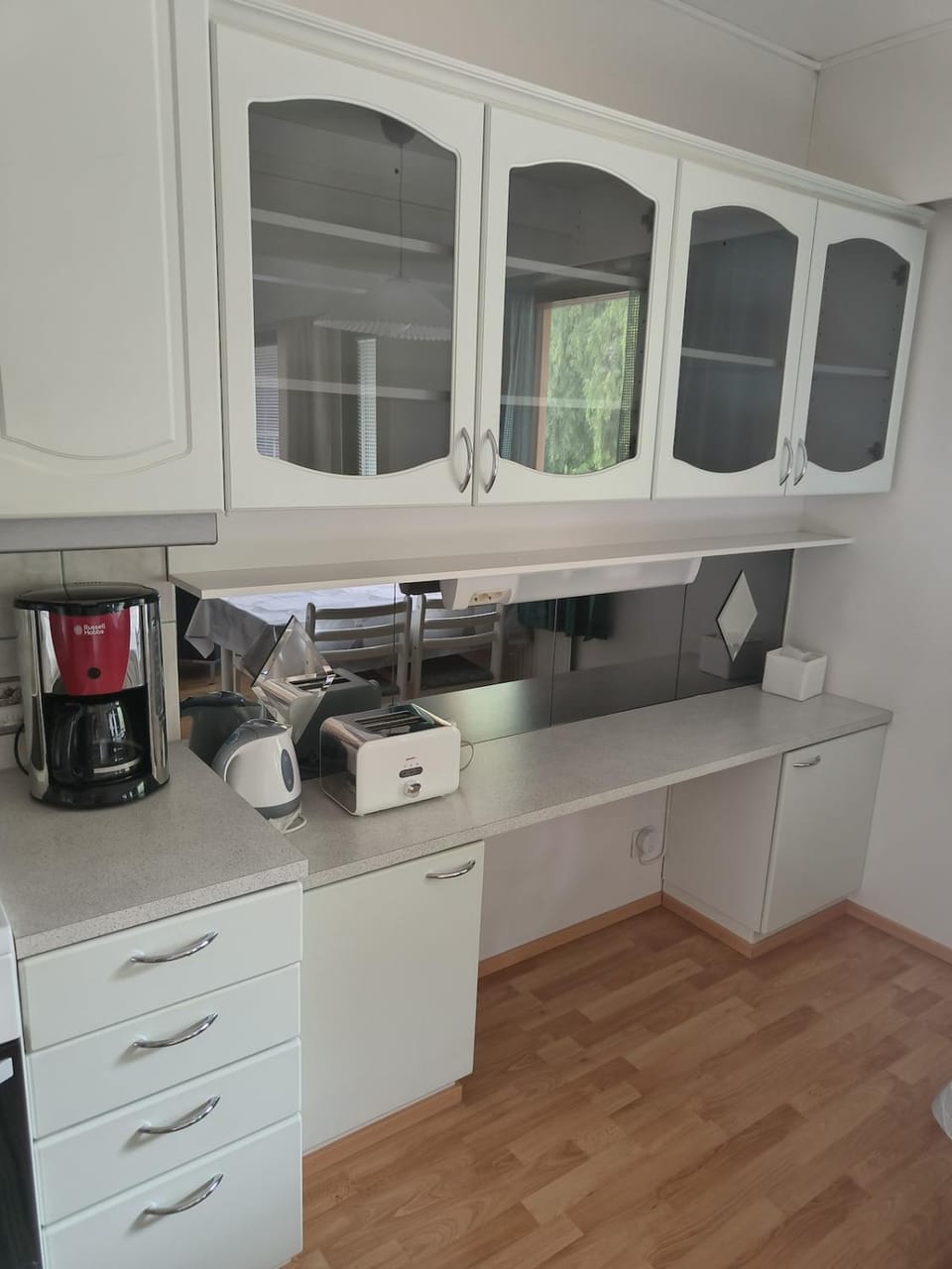 Coffee/tea facilities, Kitchen or kitchenette, toaster