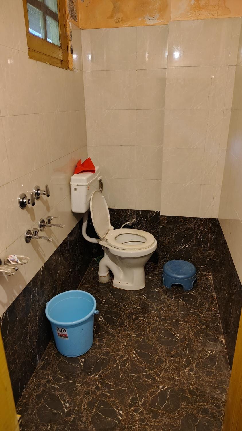 Toilet, Bathroom