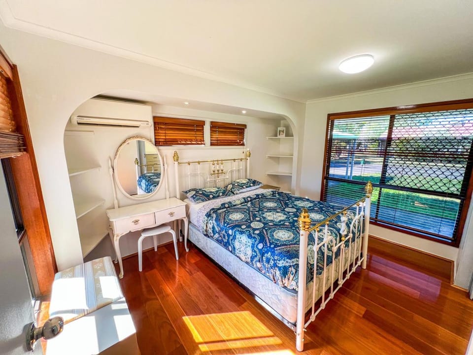 Islington Youth Guest House Bed and Breakfast in Brisbane