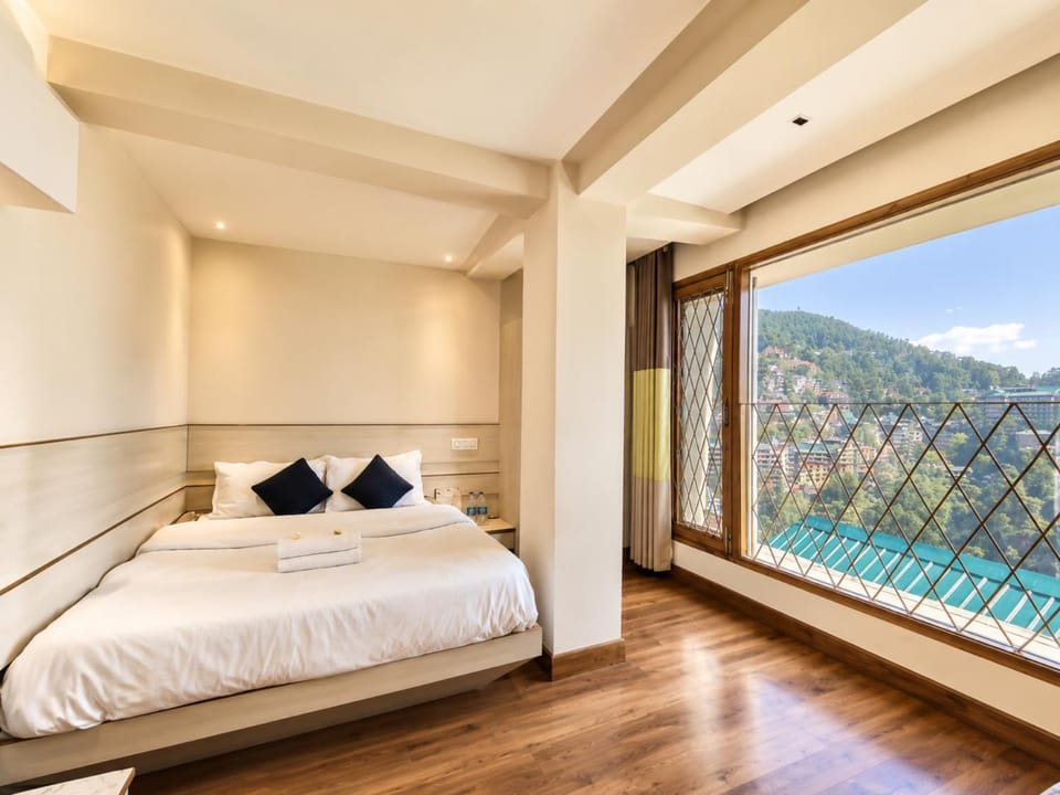 View (from property/room), Photo of the whole room, Bedroom