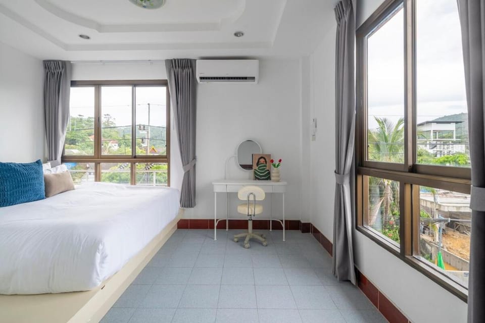 Home 4BR Kamala Beach I 600 m 5 minutes walk House in Kamala