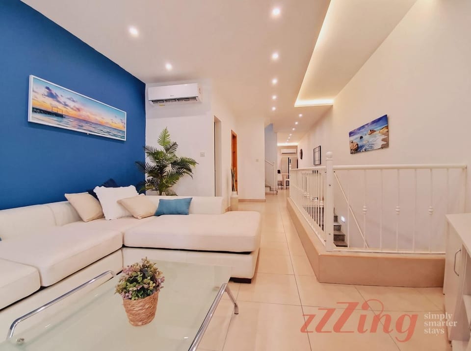 3BR Duplex with Rooftop BBQ in North of Malta Apartment in Malta