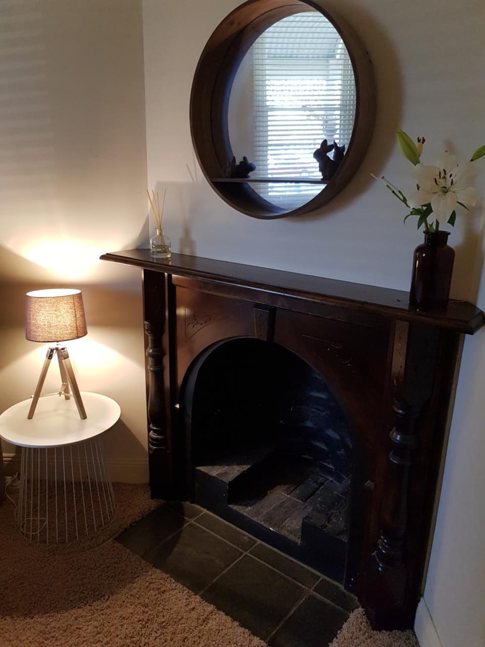 Bedroom, flat iron