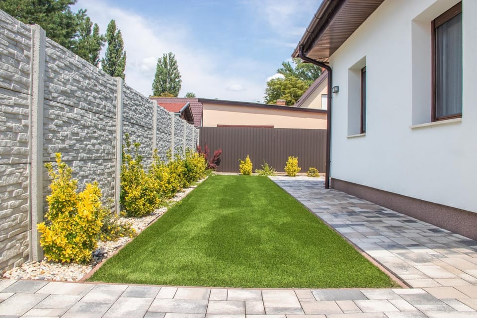 Garden, Inner courtyard view