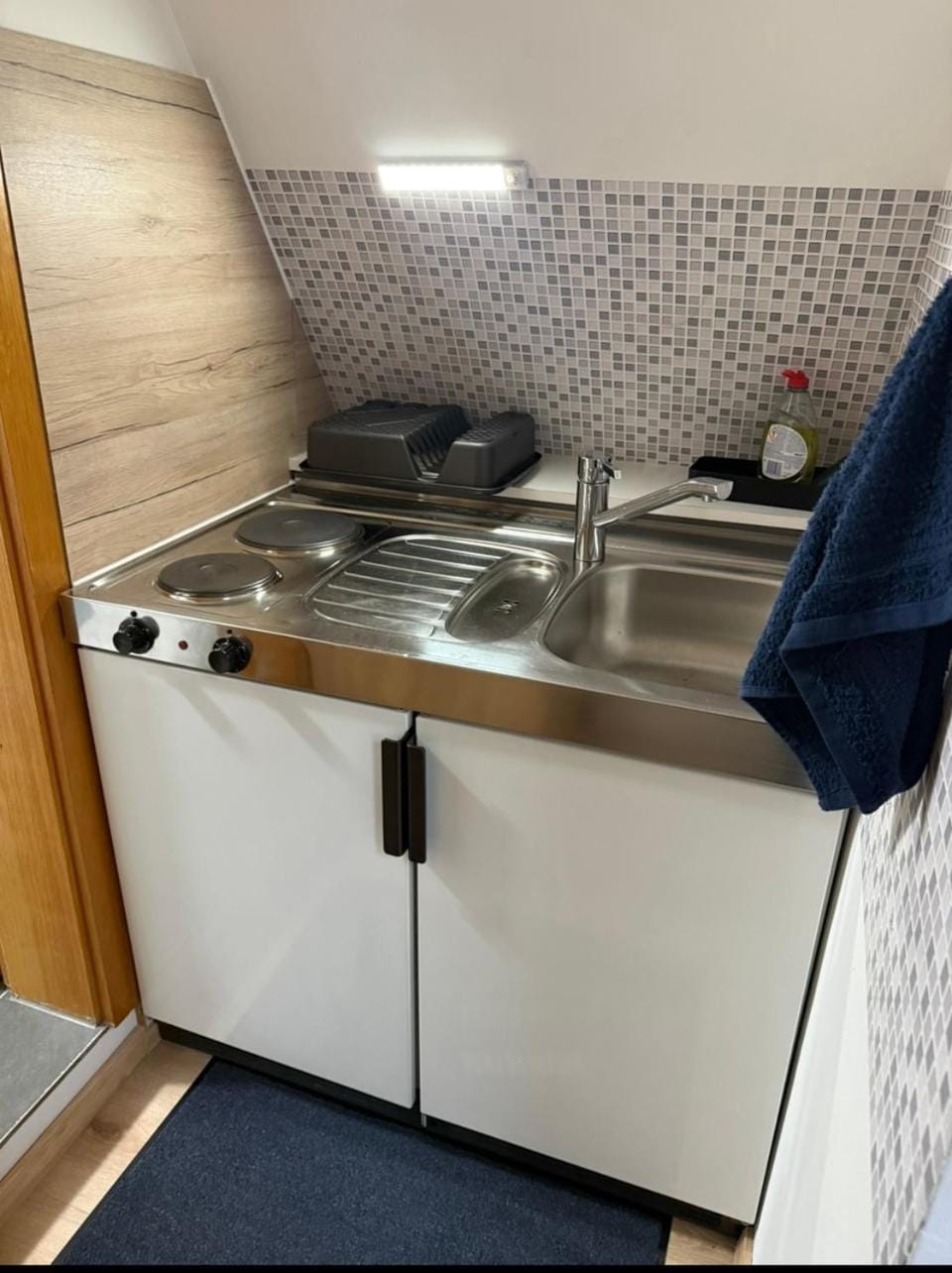 Vollmöbliert & nahe Daimler Apartment in Böblingen