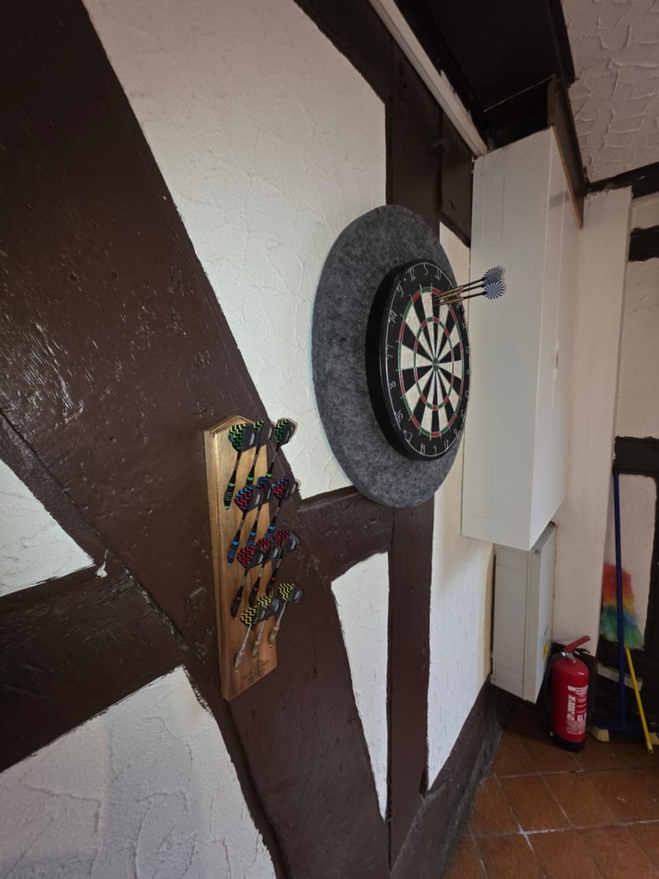 Darts, Game Room