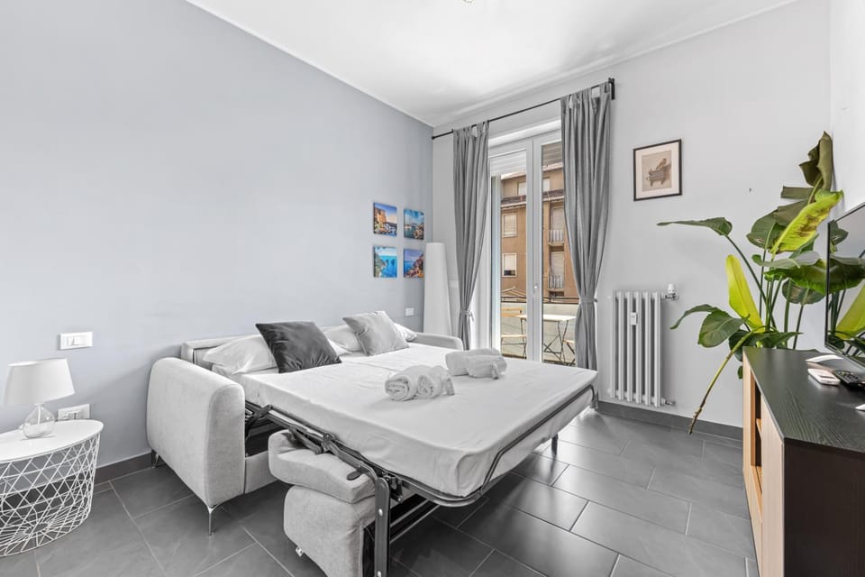 Bed, Living room, Bedroom