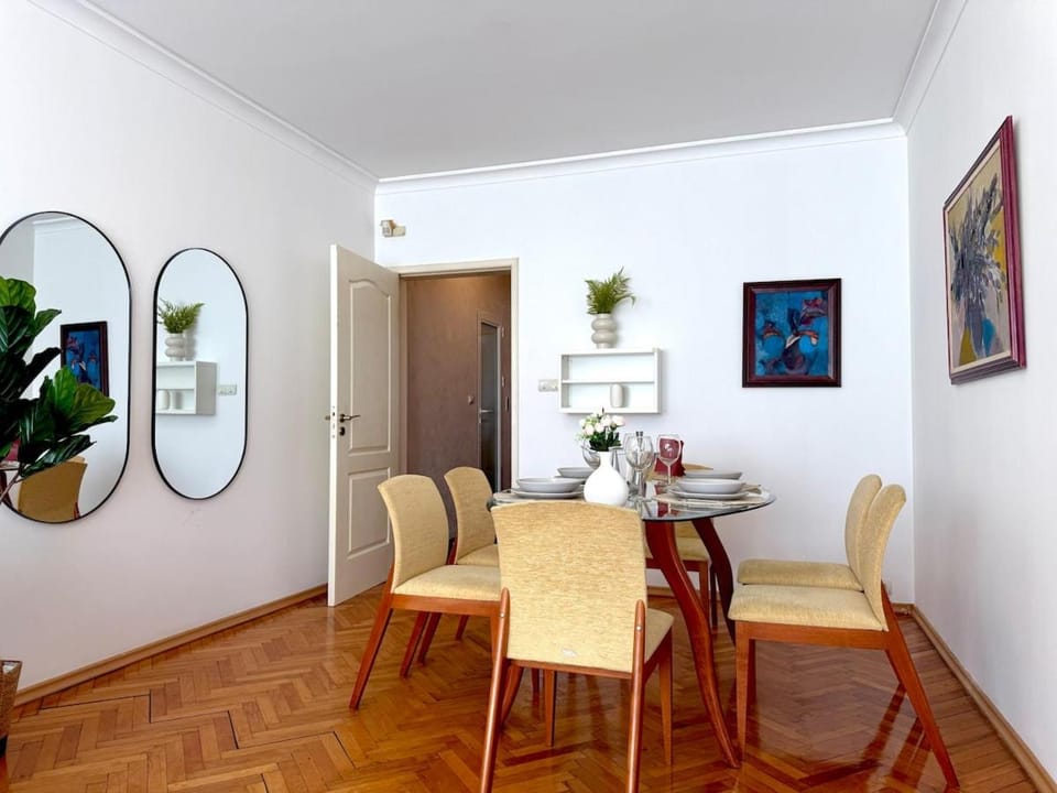 Cosher - Designer 1BR - Art-Filled Sofia Retreat Apartment in Sofia
