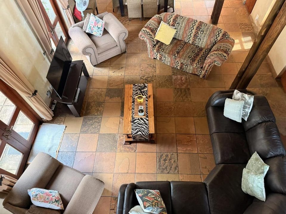 Zebula Golf and Wildlife Estate - Fire Fly Retreat Pax 14 - Moi Signature Luxury villa Villa in North West, South Africa