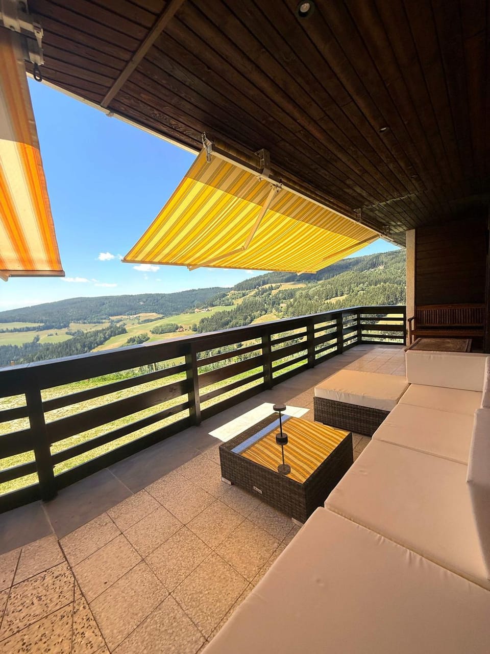 Balcony/Terrace, Balcony/Terrace