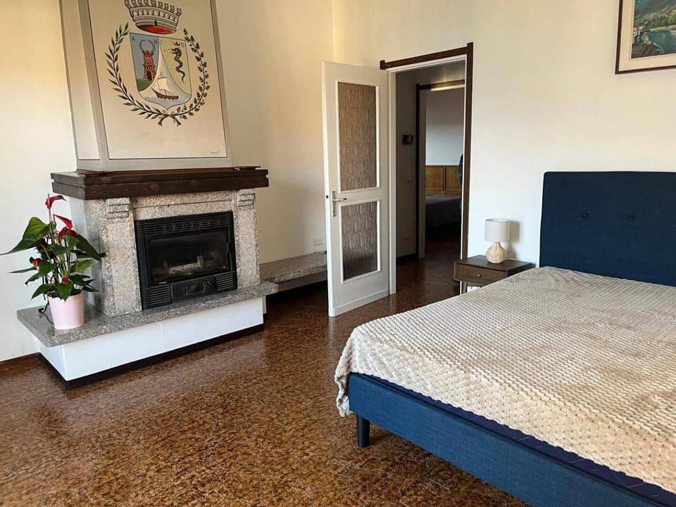 Chiara lake view apartament with Italian vibe Apartment in Bellano