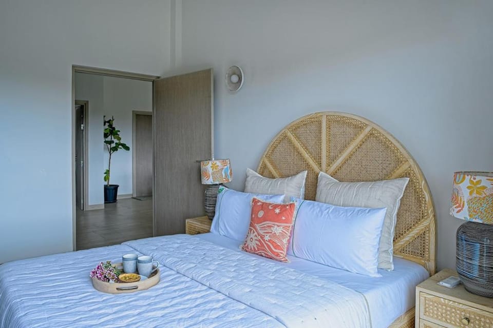 Casa Lumina Luxury 4 BHK with Pool and GYM Apartment in Candolim