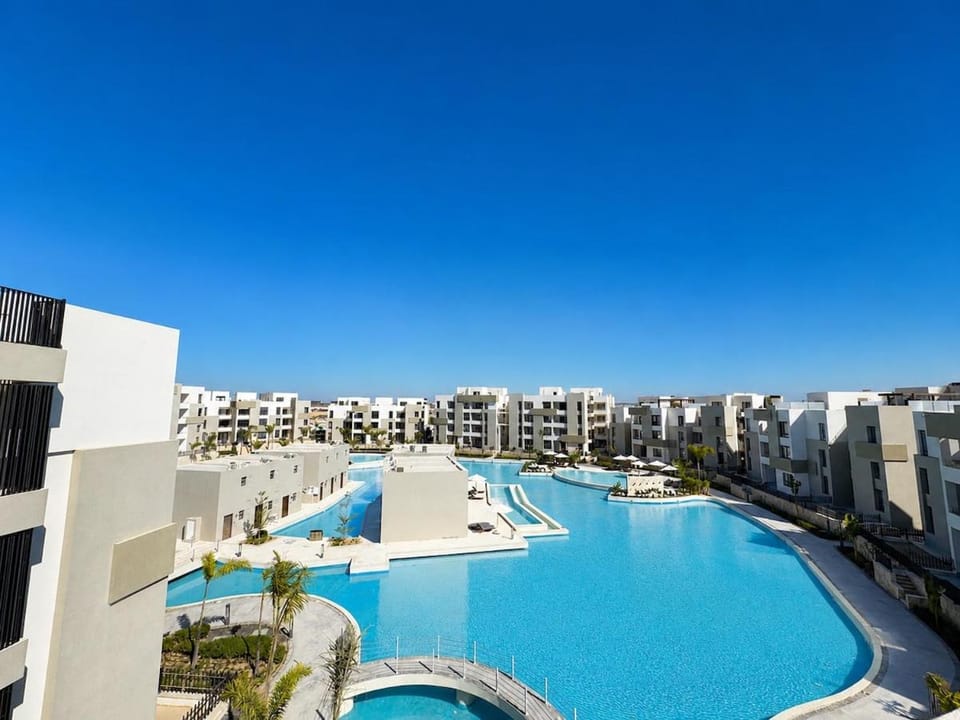 3BDR Rooftop with Pool View Zahra l Sidi Abd El Rahman Apartment in Egypt