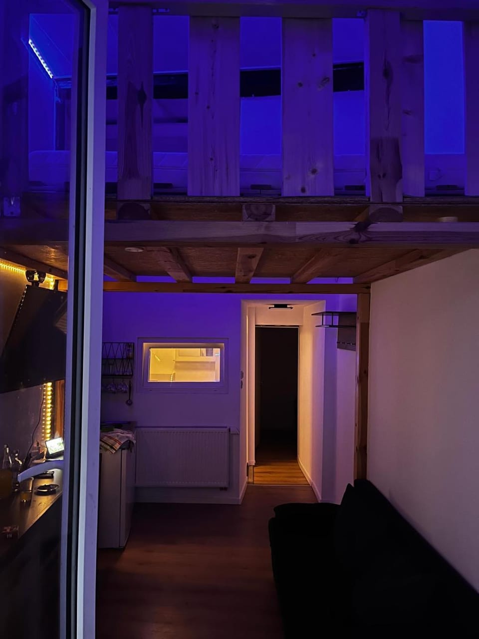 TV and multimedia, Kitchen or kitchenette, Photo of the whole room