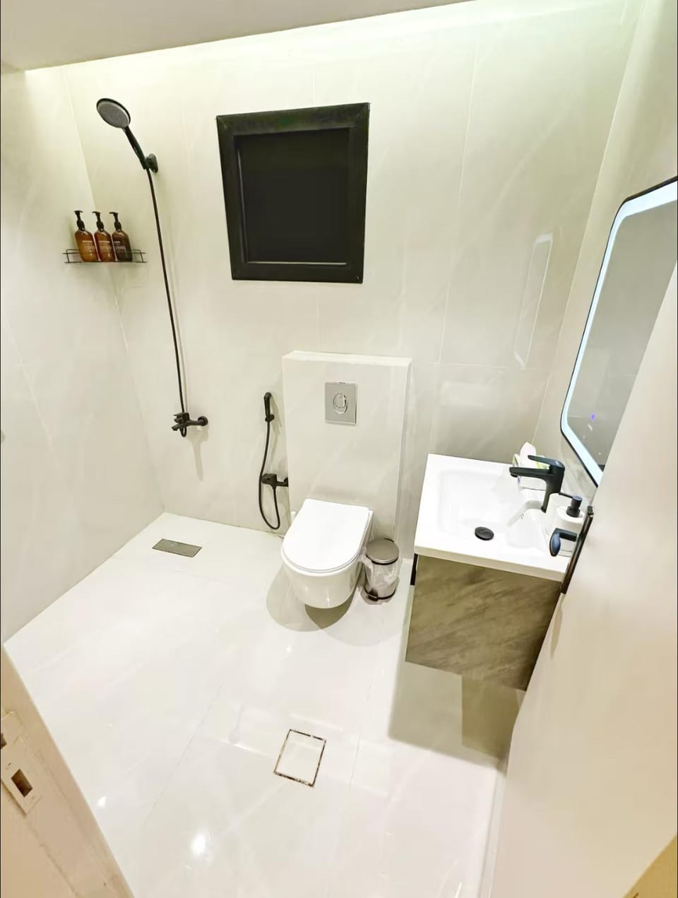 شقة عائلية بغرفتي نوم وصالة #7 Apartment in Riyadh