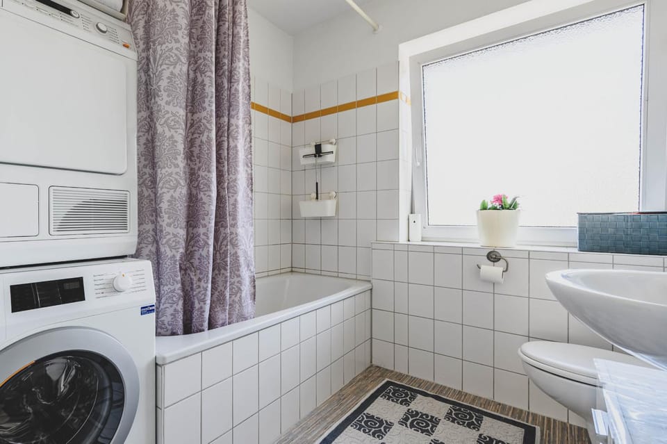 Toilet, Bathroom, Bath, washing machine