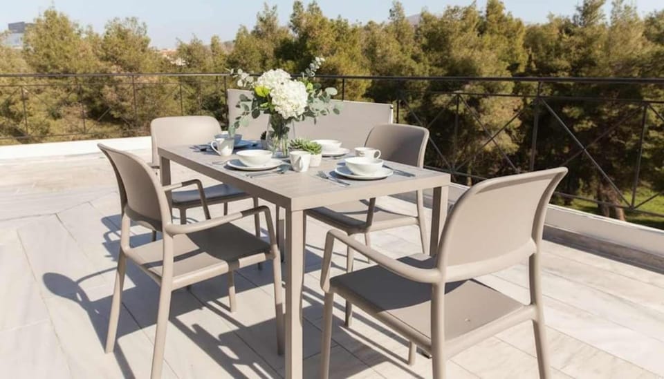 Property building, Balcony/Terrace