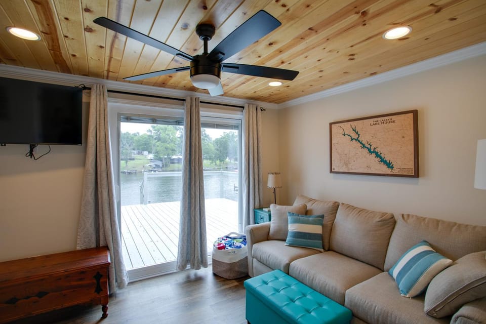 Boater’s Retreat on Lake Greenwood! 1 Mi to Marina House in Lake Greenwood