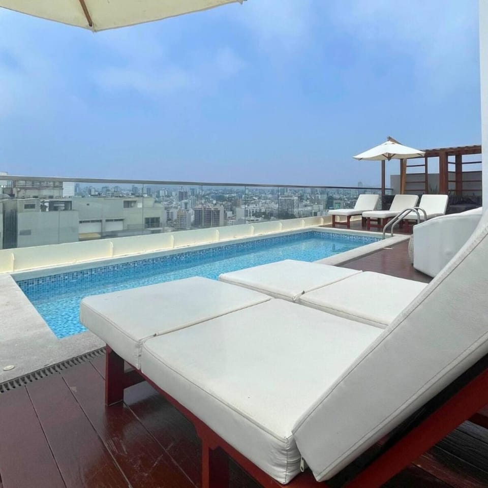 Swimming pool, Swimming pool, sunbed