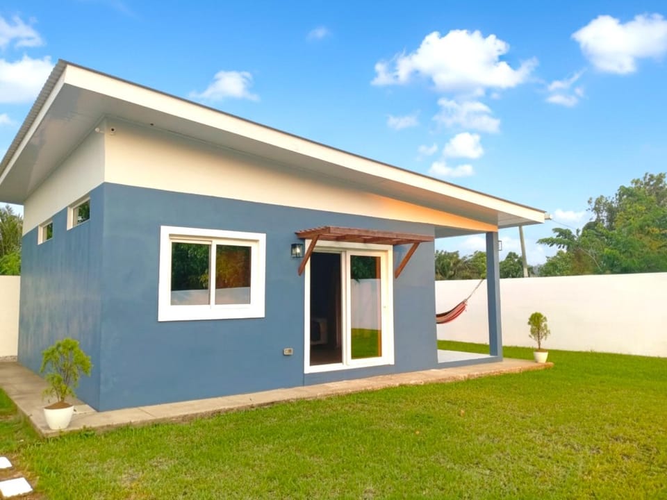 Property building, Day