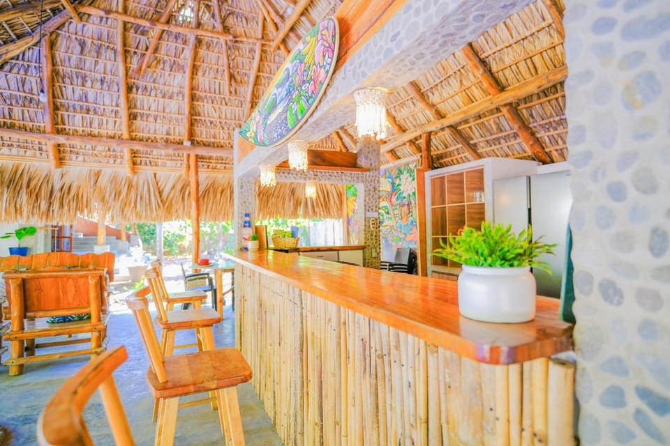 Kitchen or kitchenette, Communal kitchen