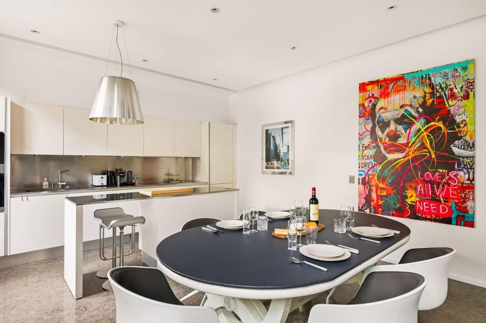 715 Suite Bineau - Exceptional Apartment with AC Apartment in Levallois-Perret