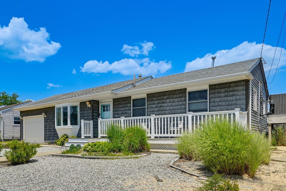 Dockside Little Egg Harbor Getaway Near LBI! House in Galloway