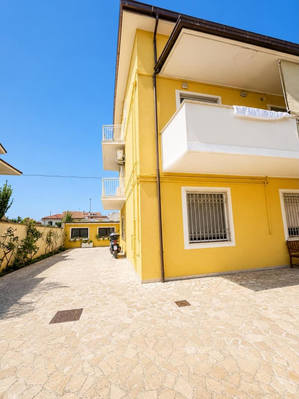 Property building, Day