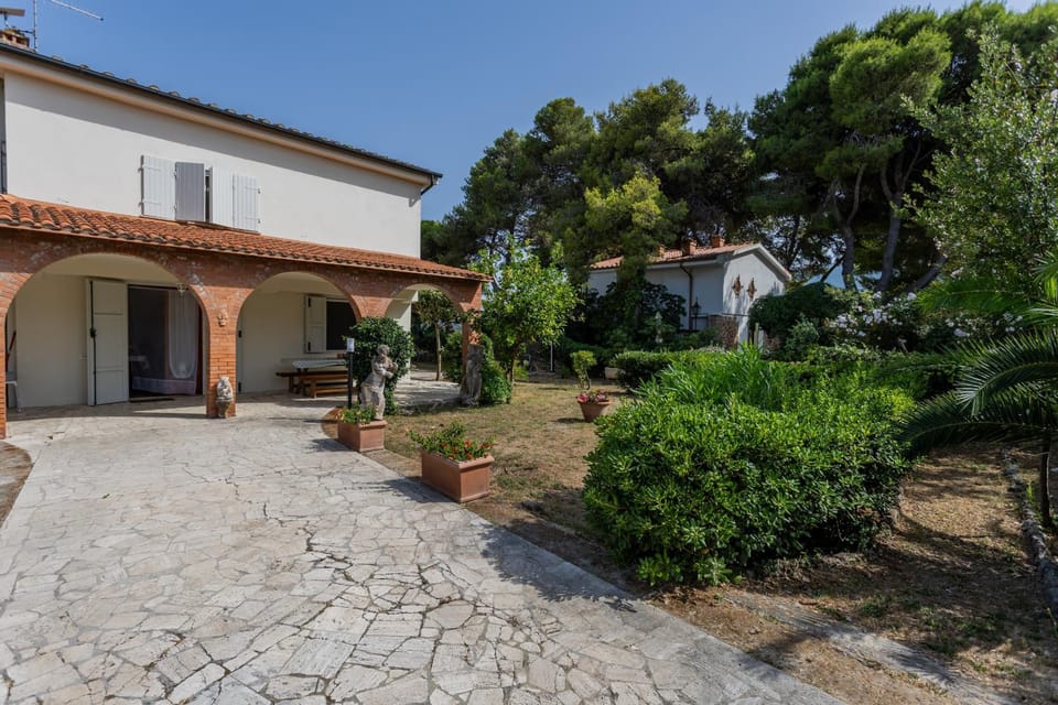 Villa La Giannella House in Giannella