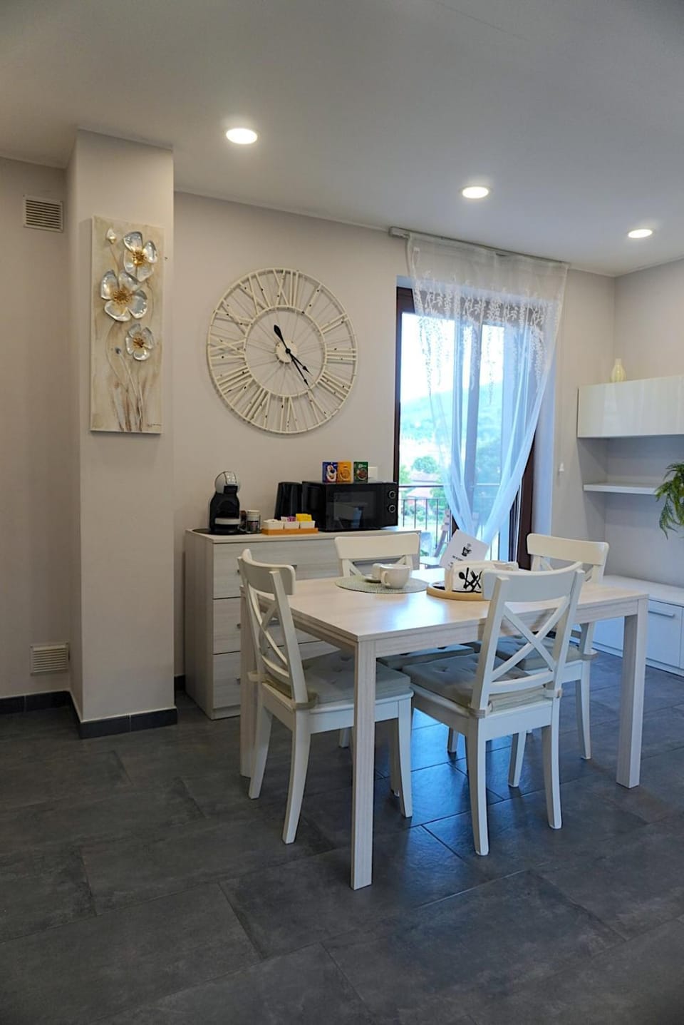 Day, Living room, Dining area, Italian breakfast, Italian breakfast, kitchen