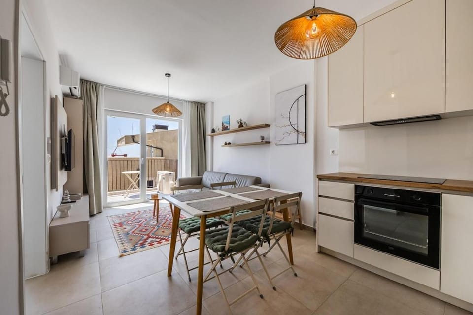 Summer Bliss 1BR Apartment Lemon Residence by PikHost Apartment in Vlorë County, Albania