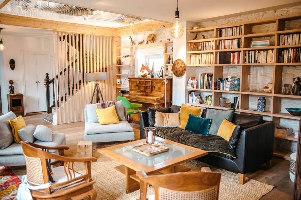 Property building, Living room