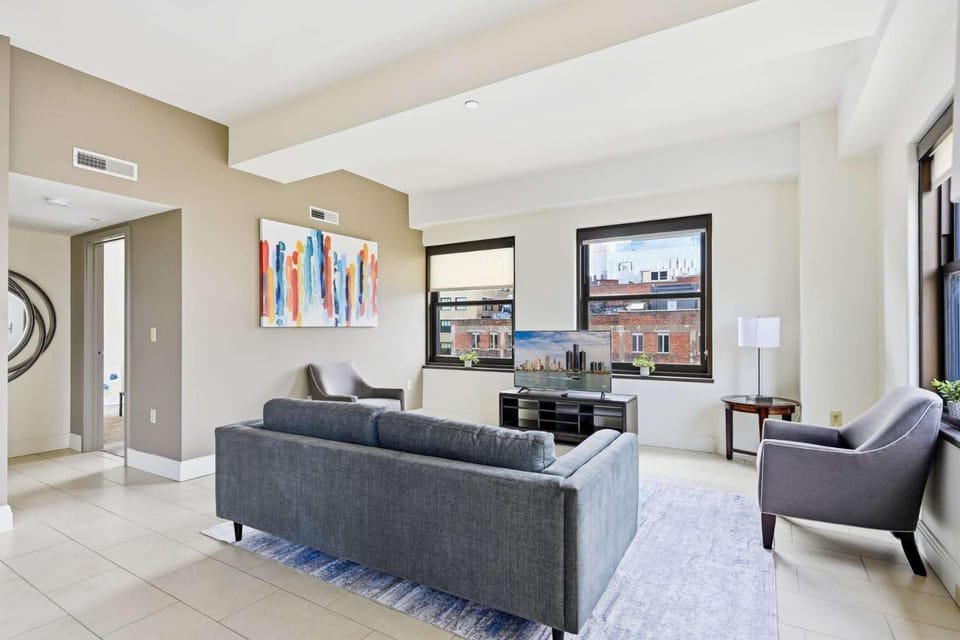 Living room, Seating area, air conditioner