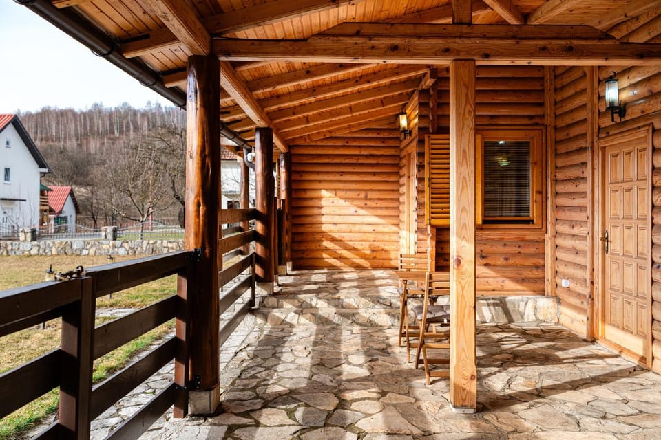 Chalet Six Hearts Chalet in Montenegro