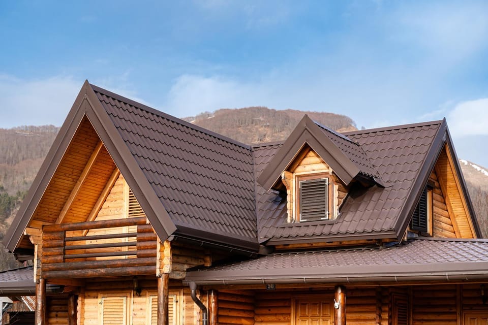 Chalet Six Hearts Chalet in Montenegro