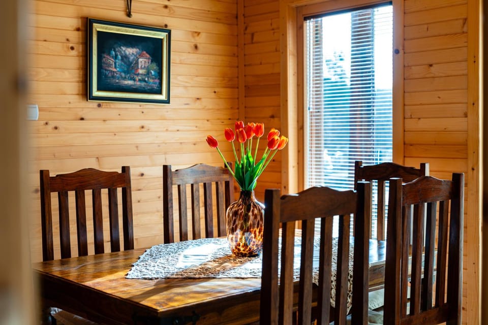 Chalet Six Hearts Chalet in Montenegro