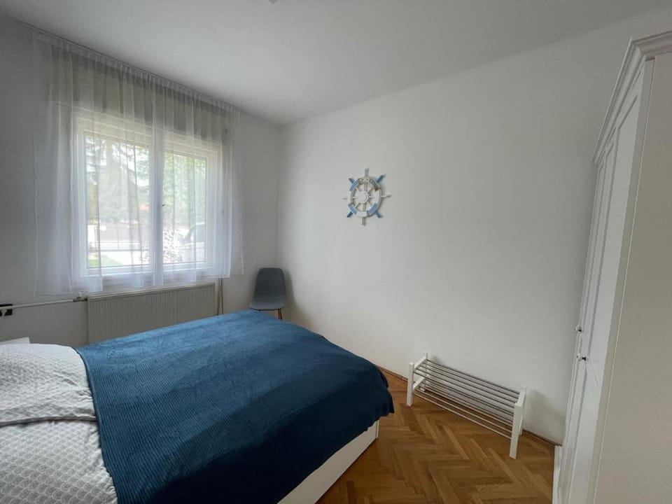 Jóbarátok Vendégház Balatonlelle House in Hungary