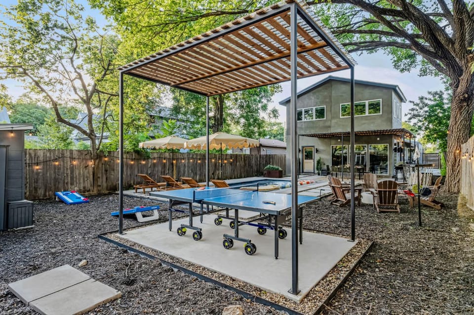 Casa Tranquila - Pool Ping Pong Game Room & More House in Austin