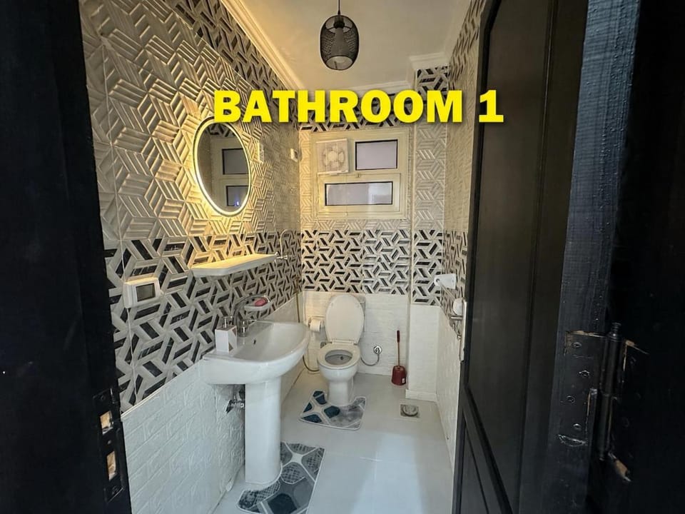 Stylish 3BR Near Malls Pyramids and GEM Apartment in Egypt