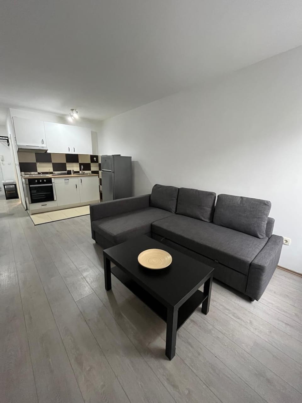 Modern Cozy Studio Apartment 2 - Quiet and Fully Equipped Apartment in Belgrade