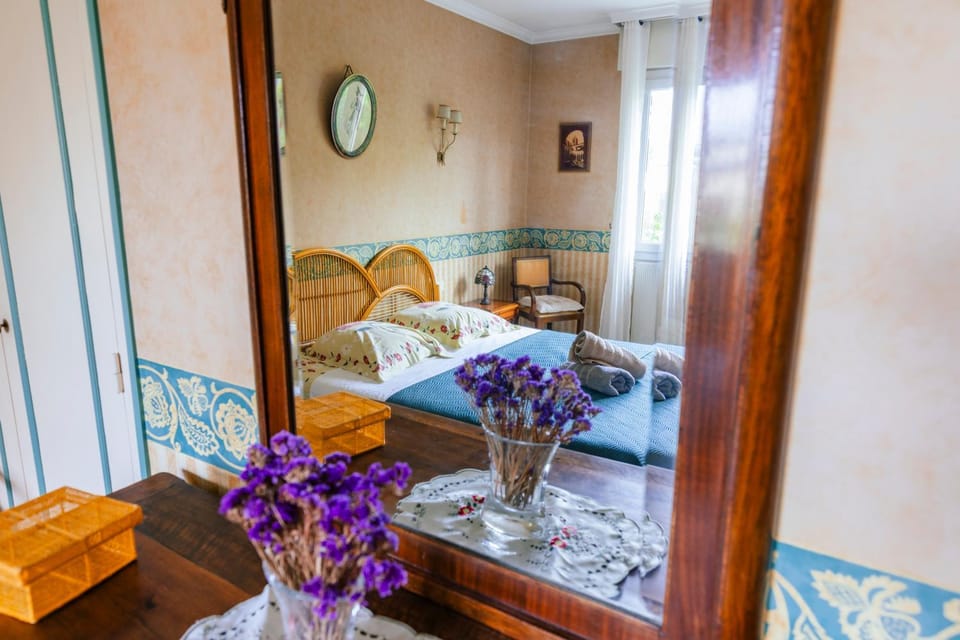 Charmante maison vintage familiale avec jardin House in Dijon