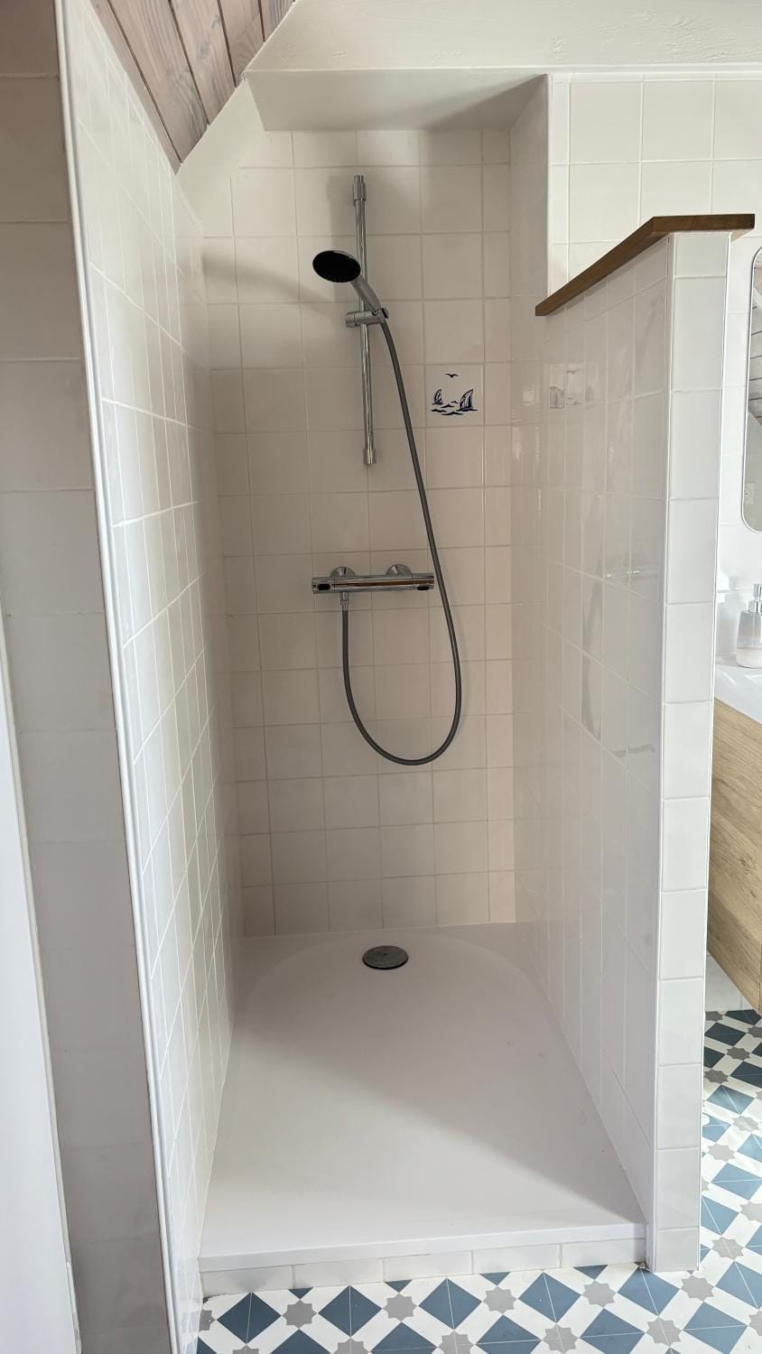 Shower, Bathroom