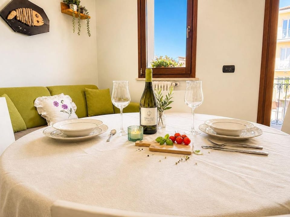 4Min Walk to the Beach, Free parking, Air Conditioning e Patio Apartment in Emilia-Romagna