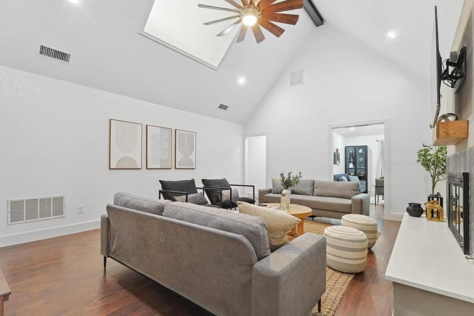 Best of Carrollton - Luxury Pool Hot tub Games House in Vista