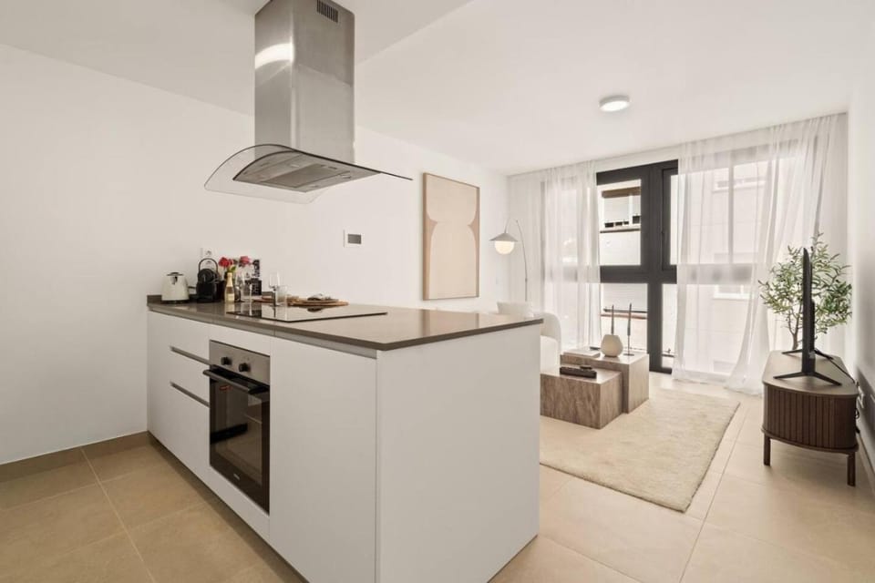Coffee/tea facilities, Kitchen or kitchenette, Dining area, dishwasher, microwave, oven, stove, washing machine